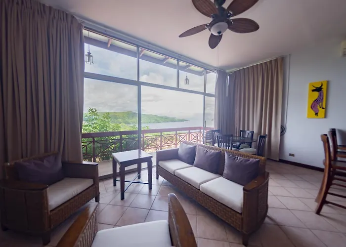 Villa Ocean And Mountain View